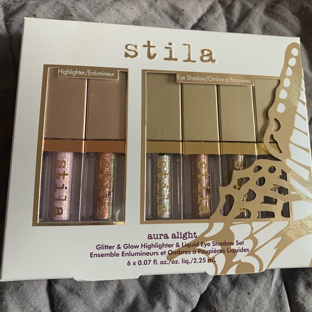 Stila Aura Alight Highlighter and Eye Shadow Set